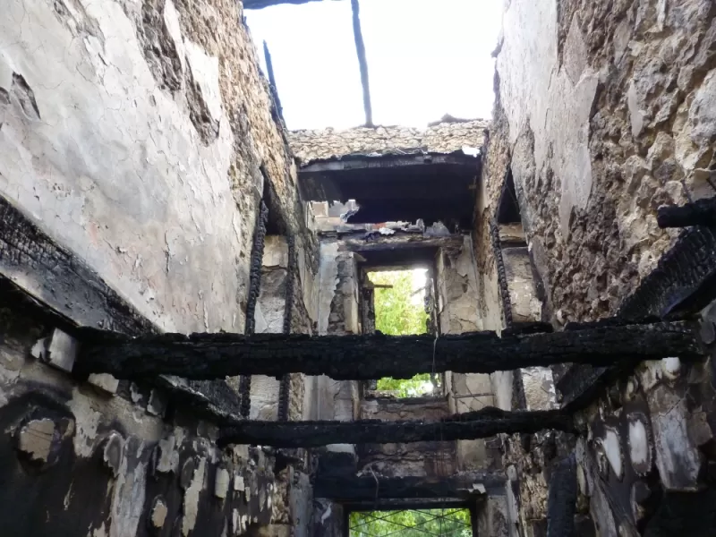 Quand un incendie ravage votre habitation. 3, Pau, Pierre Brunet