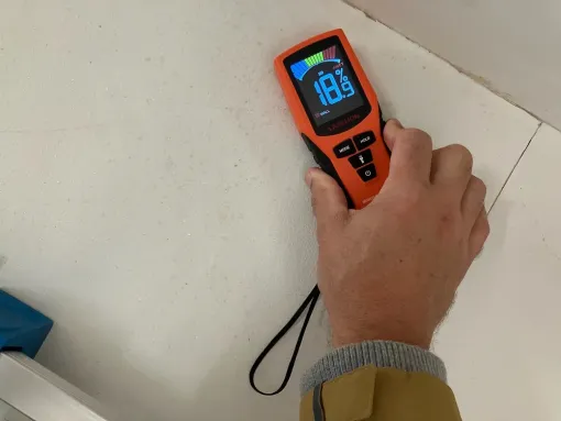 Expertise avant l'achat d'un immeuble : attention à l'humidité, Pau, Pierre Brunet