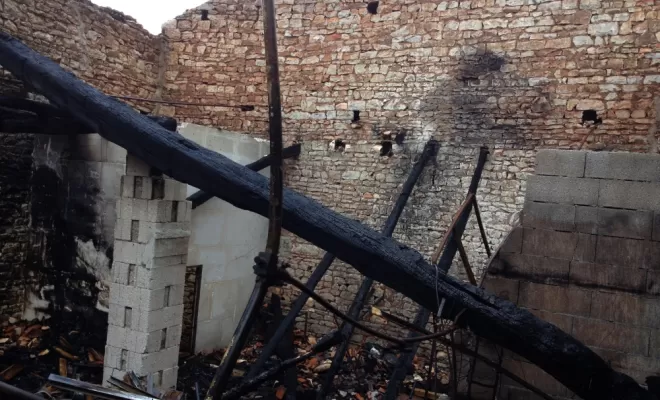 Quand un incendie ravage votre habitation., Pau, Pierre Brunet