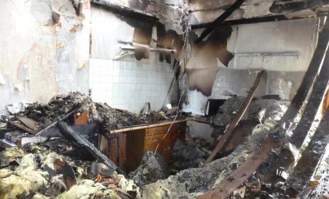 Quand un incendie ravage votre habitation. 2, Pau, Pierre Brunet